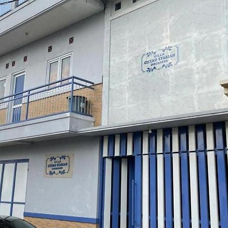 Villa Syariah Citeko Mitra Reddoorz โบกอร์ ภายนอก รูปภาพ